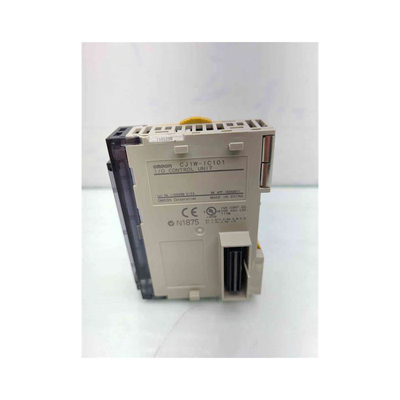 PLC-Steuerung CJ1W-IC101 Expansion I/O-Steuerungseinheit für CPU-Verbindungen zur rechten Seite