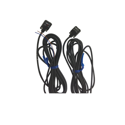 Präzision E3Z-D62 2M BY OMC Miniatur-Fotoelektrischer Sensor für die industrielle Automatisierung