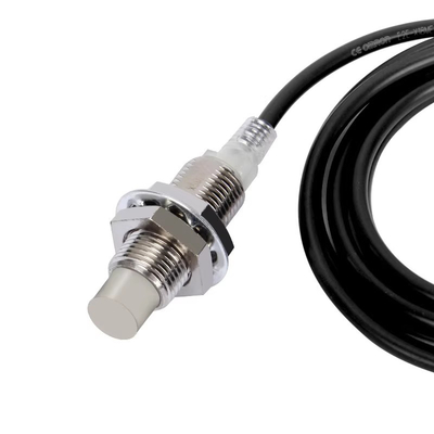 Induktive Nähe-Sensoren von industrieller Qualität E2E-X7D1-N