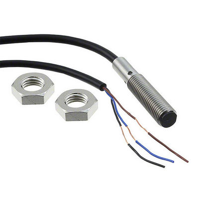 Induktive Nähe-Sensoren für Maschinen der industriellen Klasse E2B-S08KS01-WP-C2 2M