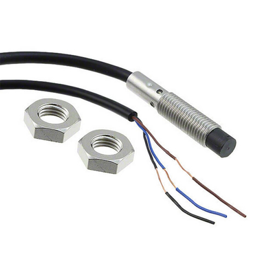 Industrielle E2B-S08KN04-WP-C1 2M OMS Induktionsnähe-Sensoren mit fortschrittlicher Technologie
